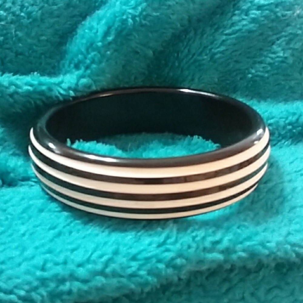 Timeless! Dark Brown & Beige Bangle Bracelet
